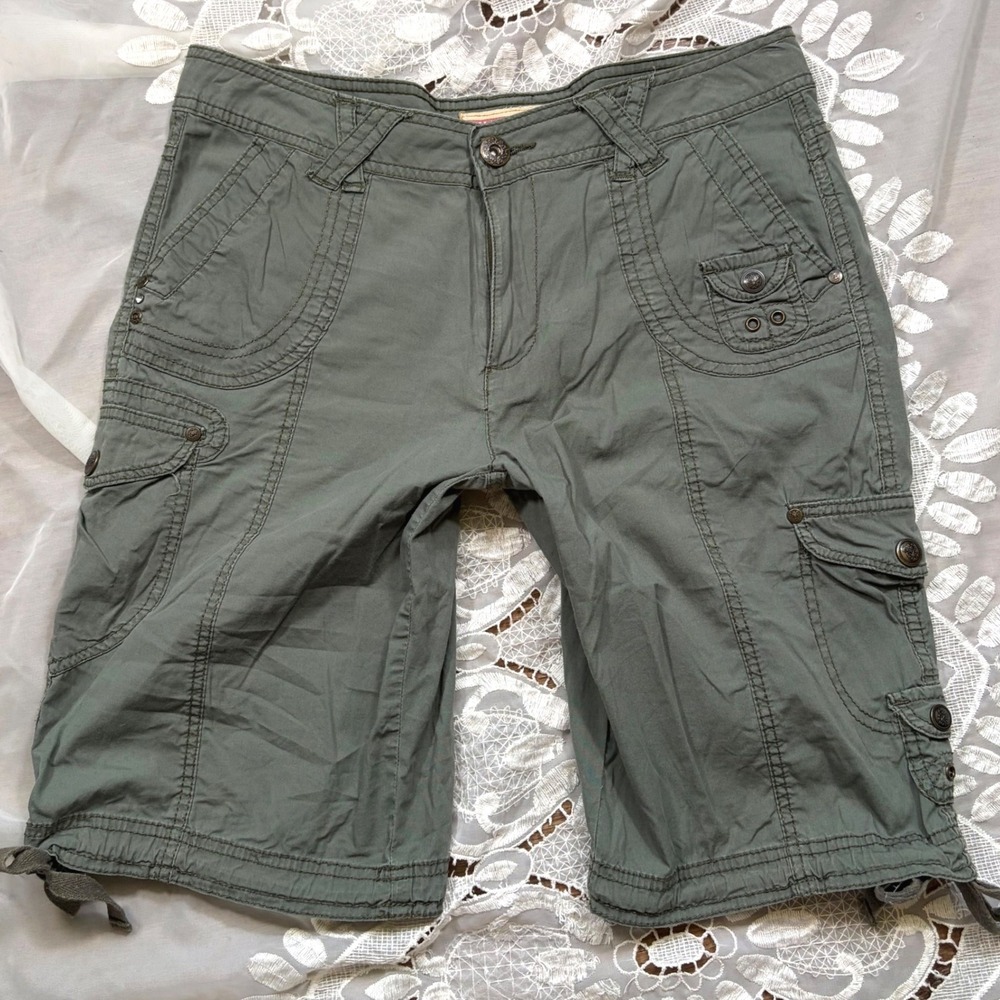 Y2K Studded Capri Subversive Grunge Jort Olive Green Cargo Shorts Utility Size 8